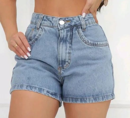 Short jeans