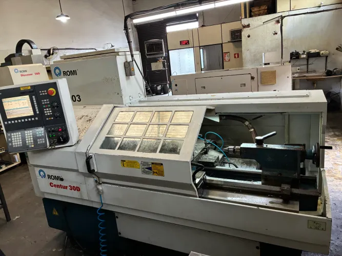 Torno cnc Romi Centur 30D