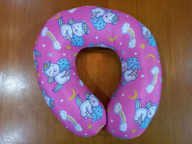 Almofada de pescoço unicórnio 