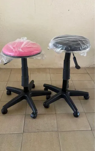 Cadeira banqueta mocho