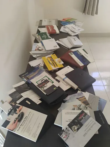 Manual do motorista (somente as 2 capas que faltaram)