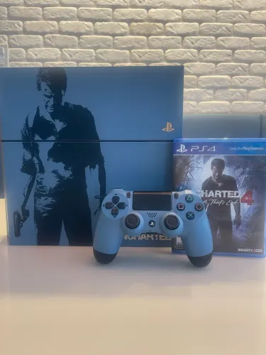 Ps4 Fat - 500GB - Edição especial Uncharted