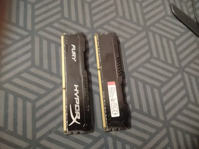 MEMÓRIA RAM - DDR3 1333mhz HYPERX