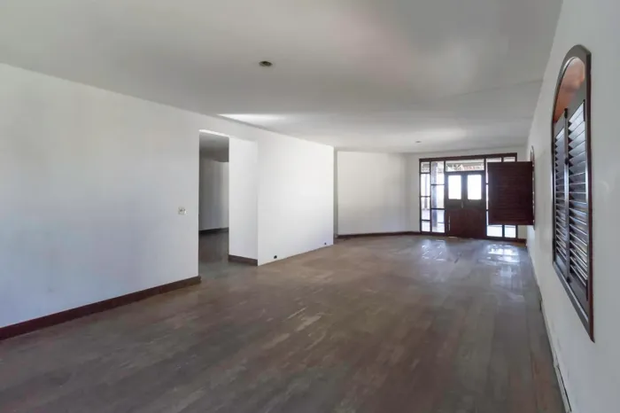 Casa à Venda - São Luíz, 5 Quartos, 500 m2