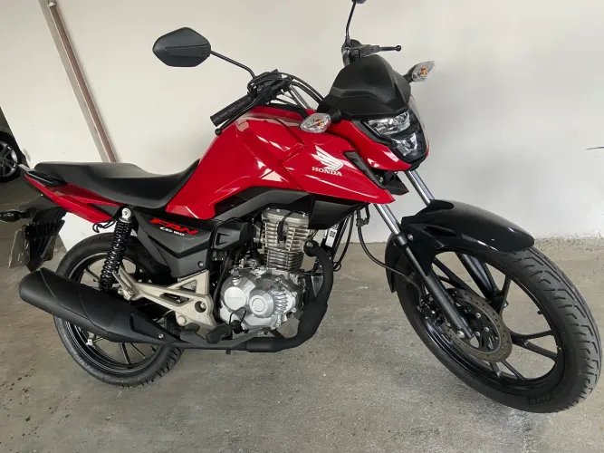 Honda Titan Fan 160 - Conservada e pronta para rodar!