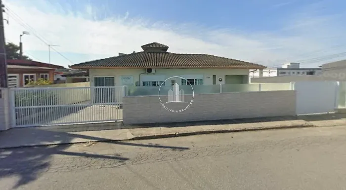 Casa 3 Quartos - Areias - BRN