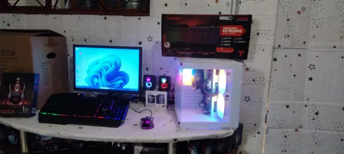 Computador i5 - sexta Geração - SSD 240gb - Tela 19 LED - 8gb DDR4