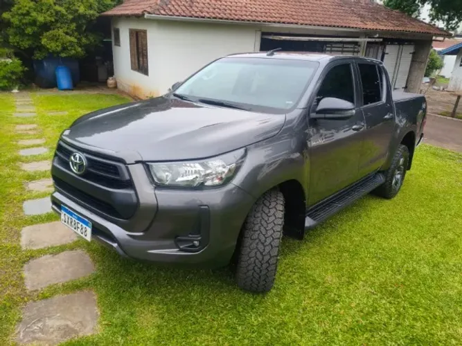 Toyota Hilux CD SR 4X4 2.8 TDI Diesel Aut. 2024