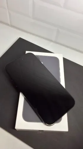 iPhone 16 preto 256 gigas