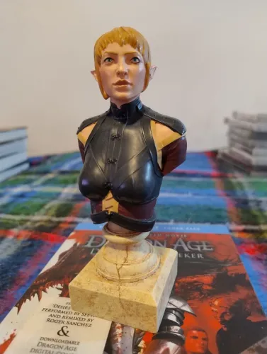 Busto Sera Dragon Age Inquisition RVCKVS