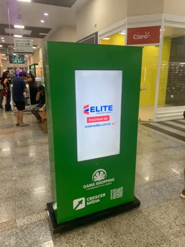 Totem publicitário dupla face 40 polegadas