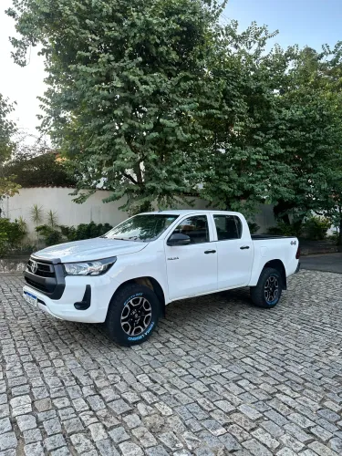Toyota Hilux CD 4X4 2.8 Diesel Mec. 2021