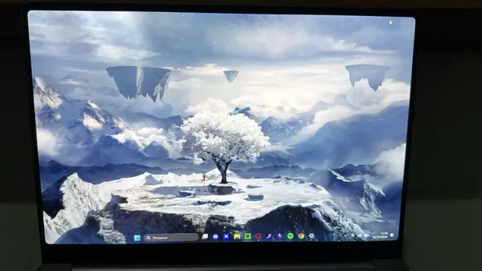 Galaxy Book4 Ultra - Core Ultra 9, RTX 4070, 32GB, 1TB, AMOLED 120Hz