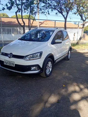 Volkswagen Crossfox 1.6 T. Flex 16V 5P 2015