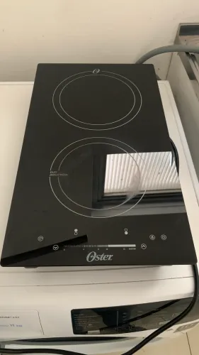 Fogão de indução Oster 1 ano de uso