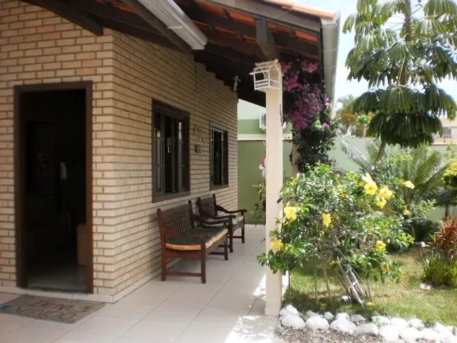 Casa para 12 pessoas com piscina ideal para suas férias