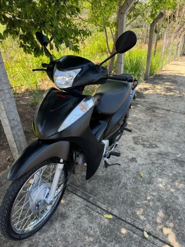 Vendo Biz 125cc 2015 preta fosca