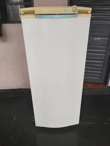 Geladeira Consul Degelo, super conservada como nas imagens, 599$ entregamos