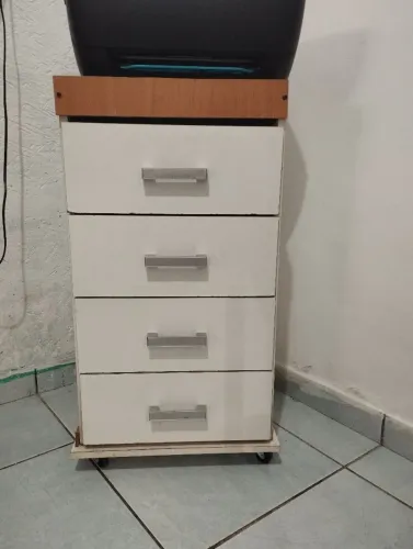 Gaveteiro com rodinhas 4 gavetas