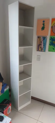 Móvel branco Fino
