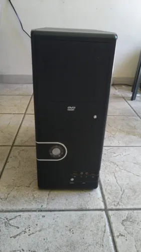 Gabinete com drive DVD e fonte 200w