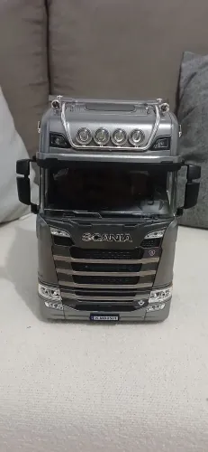 Caminhao controle remoto Huina 1401 Scania 1:18 Novo na caixa R$ 750,00