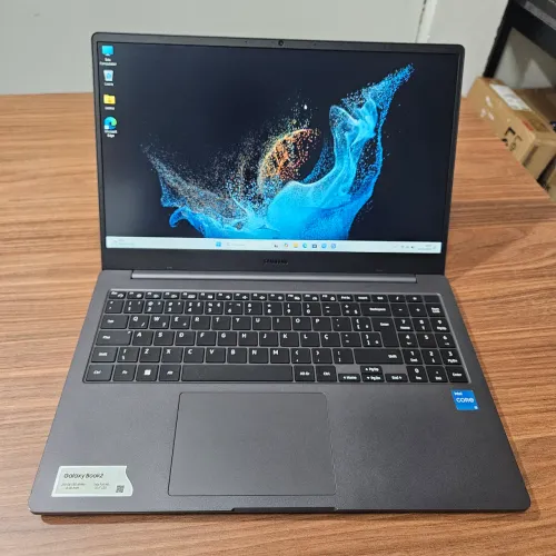 Notebook Samsung Galaxy Book2 Intel i5-1235U 8GB 256GB Tela 15,6 FullHD IPS
