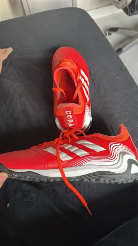 Chuteira Adidas Copa Vermelha e Branca