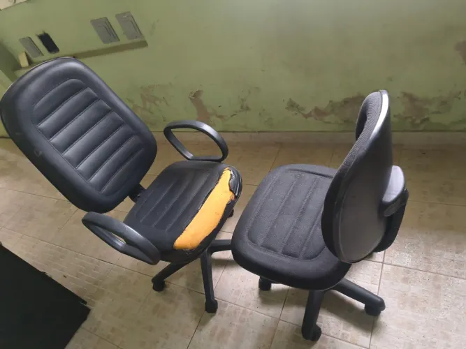 Cadeiras de escritório,