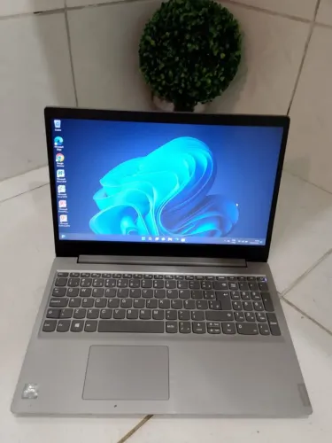 NOTEBOOK LENOVO CORE I3 8° GERÇÃO / SSD 256GB/8 DE RAM DDR4 WINDOWS 11 ENTREGO