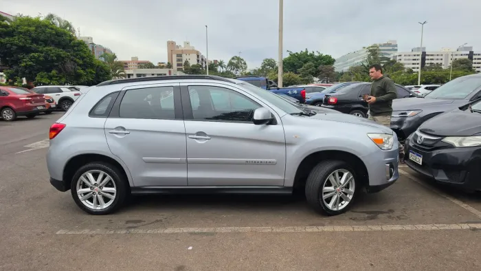 Mitsubishi ASX 2.0 16V 160cv Aut. 2013