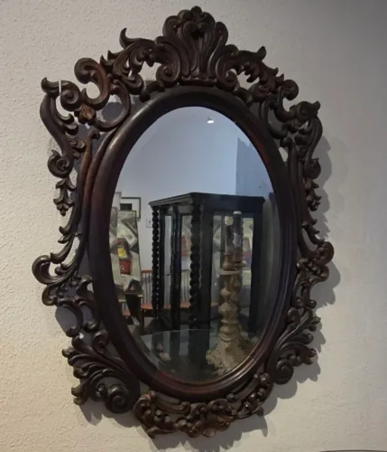 Espelho em madeira nobre estilo ROCOCÓ