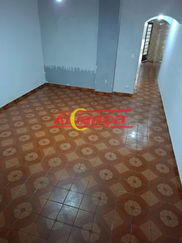 Sobrado 110m² com 3 quartos, sendo 2 suítes e 2 vagas de Garagem- Bairro - Jardim Presiden