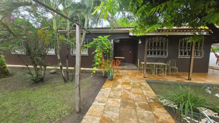 Casa com Amplo Terreno à Venda em Soure-PA