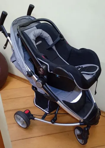 Kit carinho de bebê + bebê conforto marca Kiddo