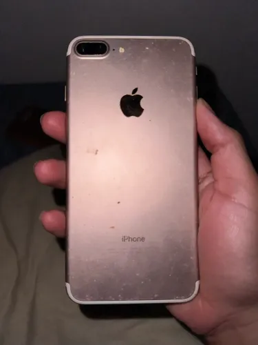iPhone 7 plus pra vender logo