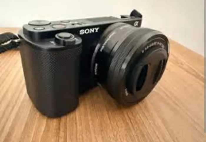 Câmera Sony ZV-E10 - nova na caixa lacrada
