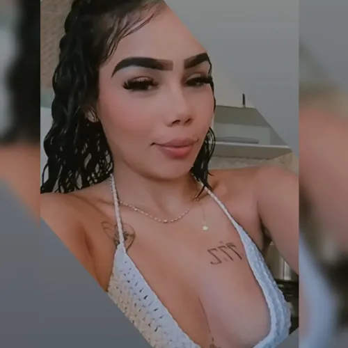 Cuidadora e faxineira
