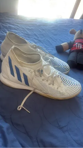 CHUTEIRA/TÊNIS FUTSAL ADIDAS PREDATOR BRANCA TAM. 43/44