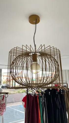 Lustre quase novo!!