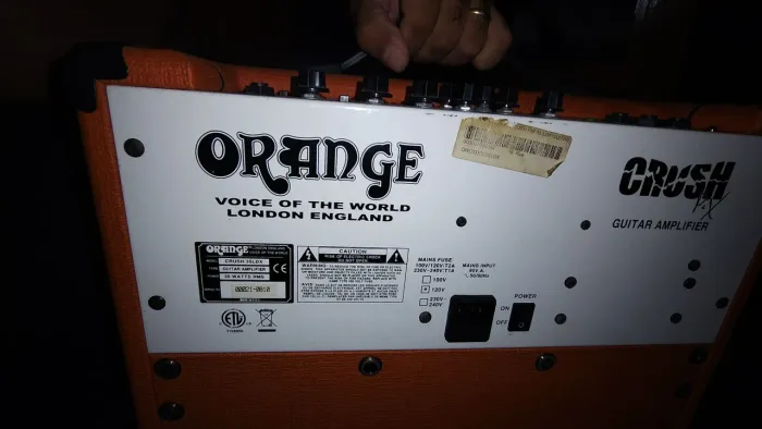 Amplificador de guitarra Orange Crush 35LDX 35W Laranja usado