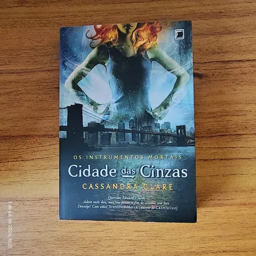Cidade das Cinzas - Cassandra Clare