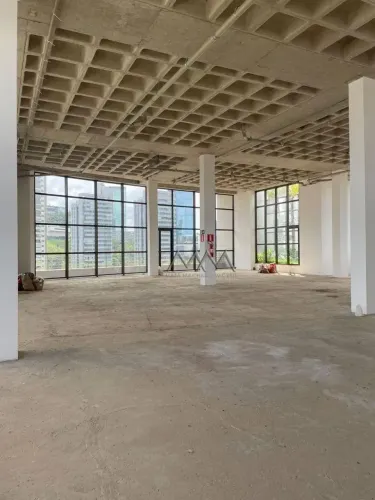 Andar Comercial à Venda ou Locação no Vale Do Sereno | 1.100 m²