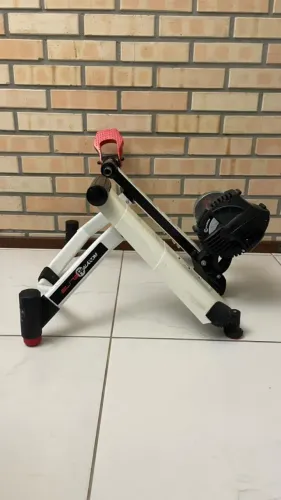 Rolo de Treino Smart Elite Real Axiom B+ | ANT+ Bluetooth | Excelente Estado