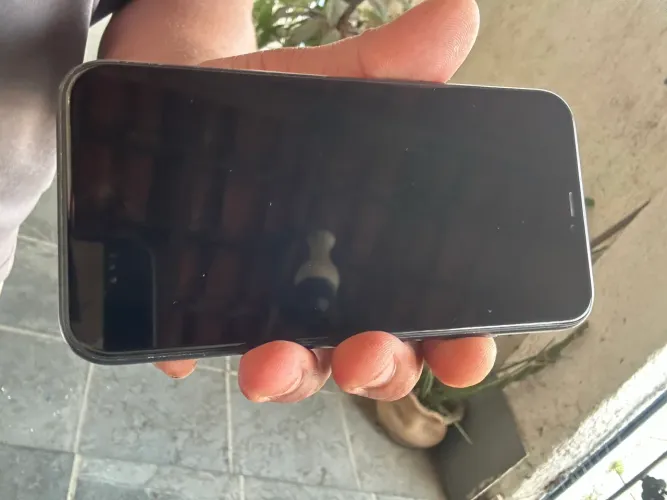 iPhone 11 para retirada de peças