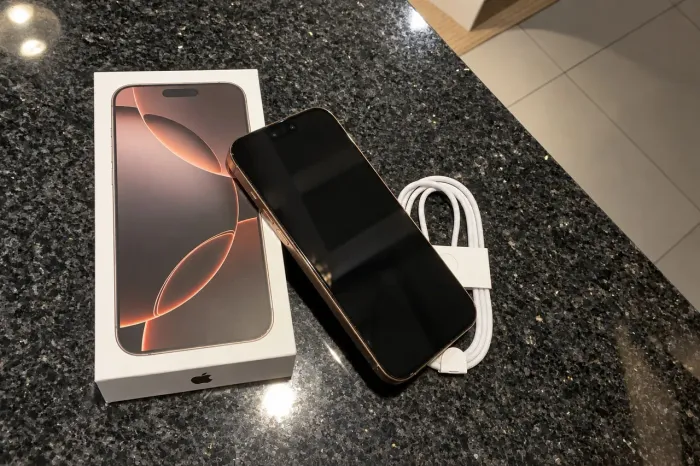 iPhone 16 Pro Max 256gb Desert