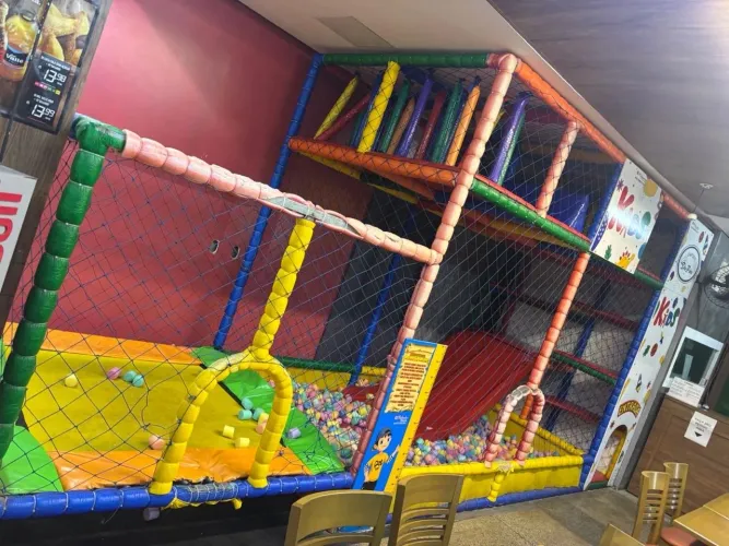 BRINQUEDÃO INFANTIL À VENDA ?