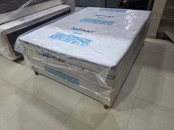 Cama box casal molas ensacadas nova