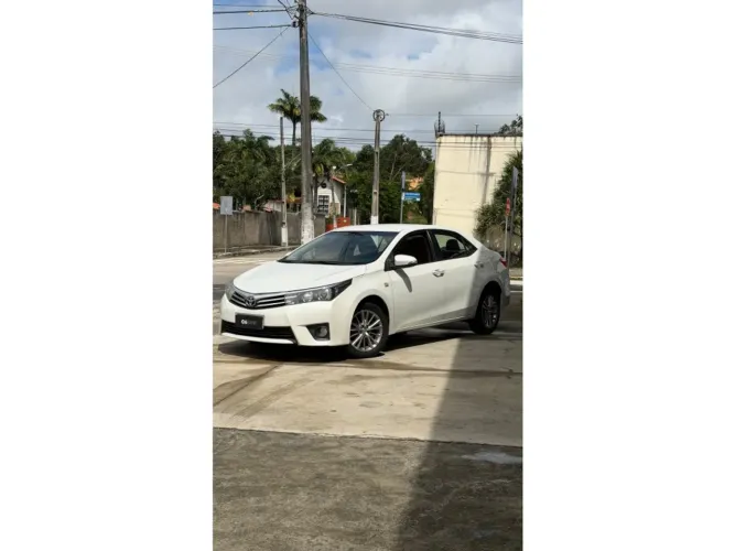 Toyota Corolla Altis 2.0 Flex 16V Aut. 2015