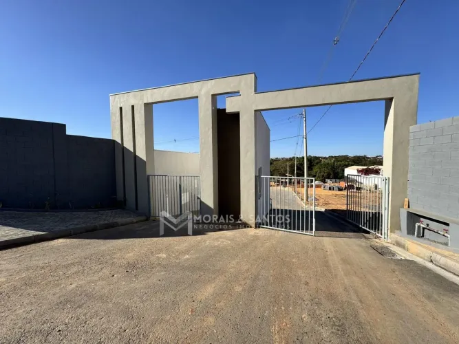 LOTE NO CONDOMÍNIO MARACANÃ - MONTES CLAROS MG